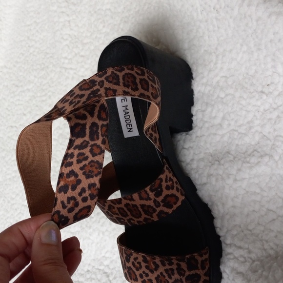 Steve Madden Haidar Block Platform Heels Sandals Size 8 Cheetah Print Y2K - Picture 8 of 9
